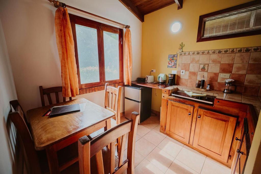 Lodge Mirador - Great Swimming Pool - Kitchen - Bbq - Netflix Tajo Alto 외부 사진